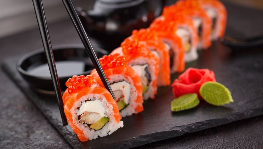 Seremi de Salud prohíbe funcionamiento a local de sushi de Reñaca tras denuncias de salmonella