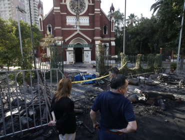 Detuvieron a hombre acusado de provocar incendio a iglesia de Carabineros