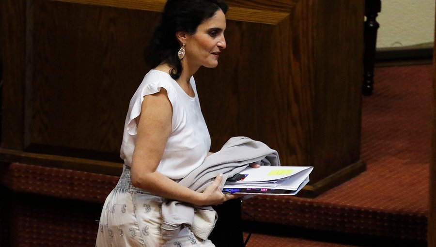 Ministra del Trabajo y Previsión Social es interpelada en la Cámara de Diputados