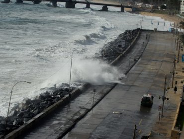 Emiten alerta de marejadas por olas de hasta cuatro metros desde Arica hasta el Golfo de Penas