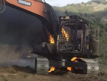 Nuevo ataque incendiario en La Araucanía deja a 13 vehículos con diversos daño