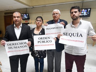 Parlamentarios de oposición piden la renuncia del Intendente de Valparaíso por "mala gestión"