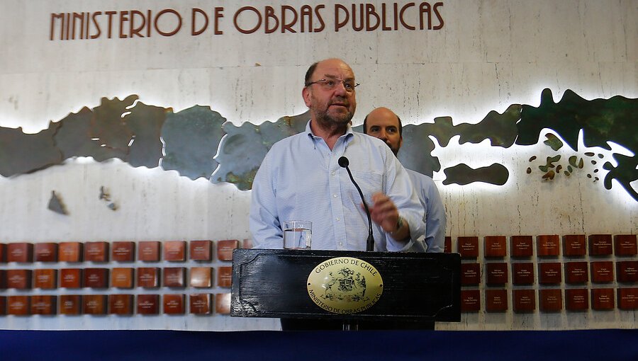 Ministro de Obras Públicas afirma que la construcción del puente Chacao sigue desarrollándose