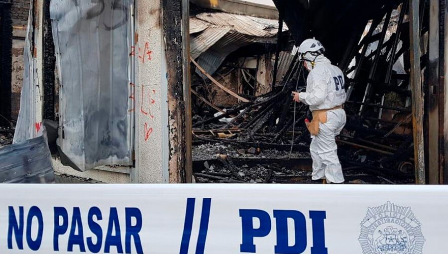 Detienen a presunto responsable de incendio a sucursal de AFP Habitat en Punta Arenas