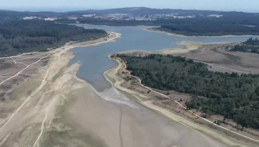 Valparaíso prepara ordenanza municipal para proteger Lago Peñuelas