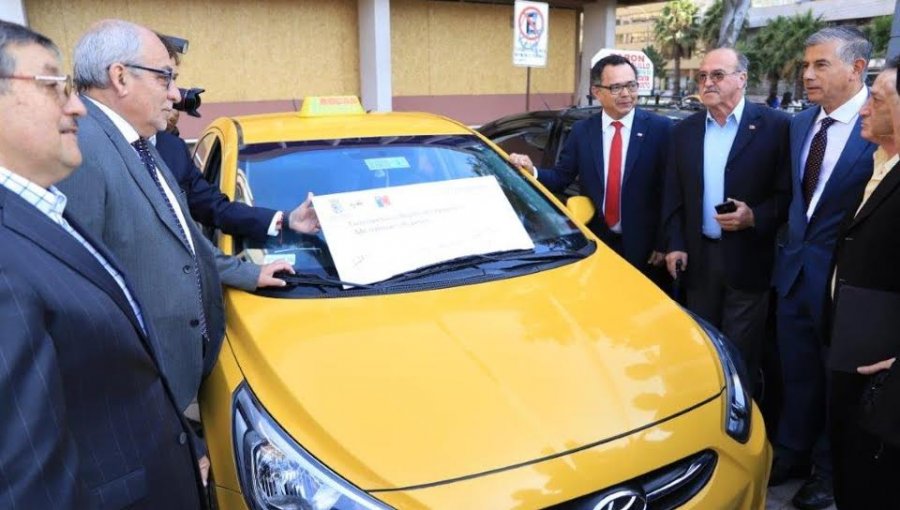 Lanzan programa que incorporará 400 colectivos y 100 buses a zonas rurales de la región de Valparaíso