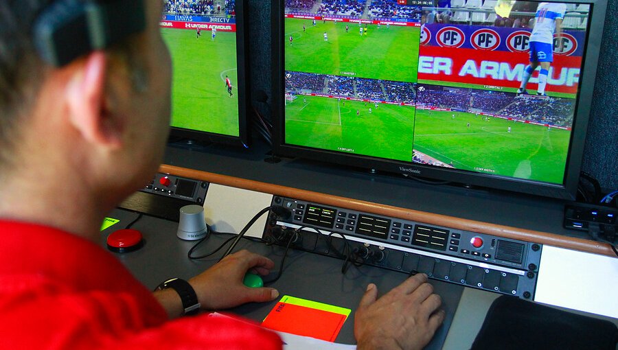 El VAR tuvo presentación oficial y hará su debut en semifinales de Copa Chile