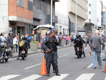 Denuncian ataque de paramilitares afines a Nicolás Maduro contra diputados opositores