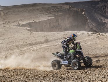 Ignacio Casale se extravió en la 10ª etapa pero sigue líder de la general en Rally Dakar