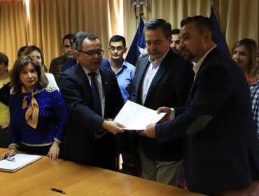 Gobierno Regional y comercio de Valparaíso firman "Acuerdo por la Paz": Jorge Sharp no se sumó