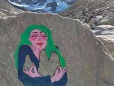 Detienen a turista que realizó dibujo en piedra al interior del Parque Torres del Paine