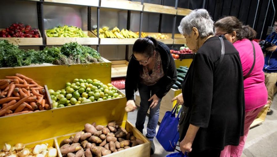 Mercado Puerto de Valparaíso continúa agregando locales nuevos, a un mes de su reapertura