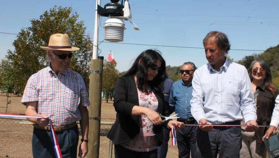 U. de Playa Ancha instala estación meteorológica en reserva ecológica de Casablanca