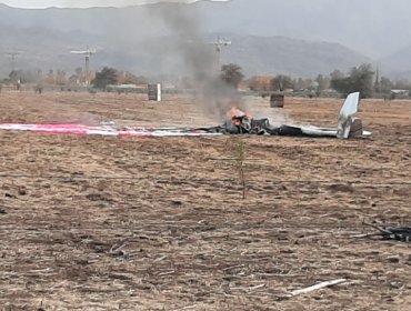 Piloto y su acompañante fallecen tras capotar avioneta en la cuesta Chacabuco de Colina