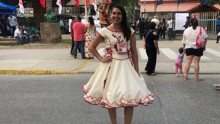 Joven de la comuna fue coronada como la reina del Festival de Olmué 2020