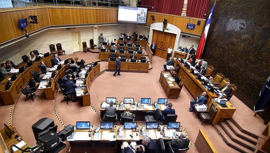 Senado vota la paridad de género y resguardo de infraestructura crítica a cargo de las FF.AA.