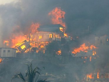 Corte de Valparaíso revoca fallo y ordena a inmobiliaria a pagar indemnización por megaincendio de 2013