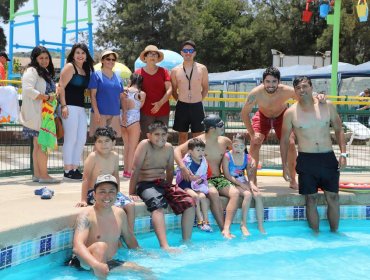 Con Taller de Natación Inclusivo, La Cruz promueve la integración de niños con trastornos cognitivos, sensoriales o físicos