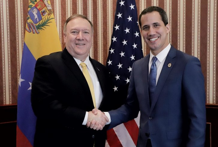 Mike Pompeo reafirma su apoyo a Juan Guaidó y advierte a Maduro que "todas las dictaduras terminan"