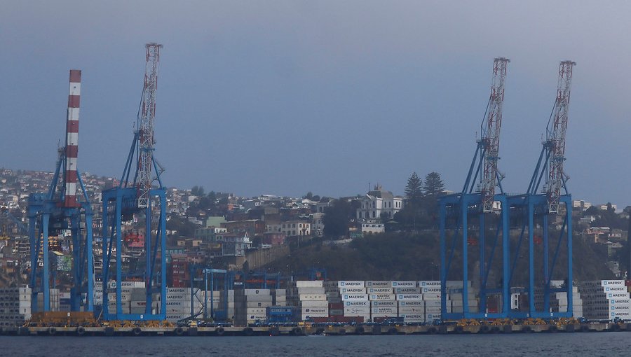 Marcelo Díaz pide reforzar protocolos en puertos de la región de Valparaíso por el coronavirus