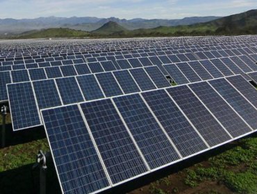 Compañía checa apunta a la construcción del primer parque solar de gran escala en la región de Valparaíso