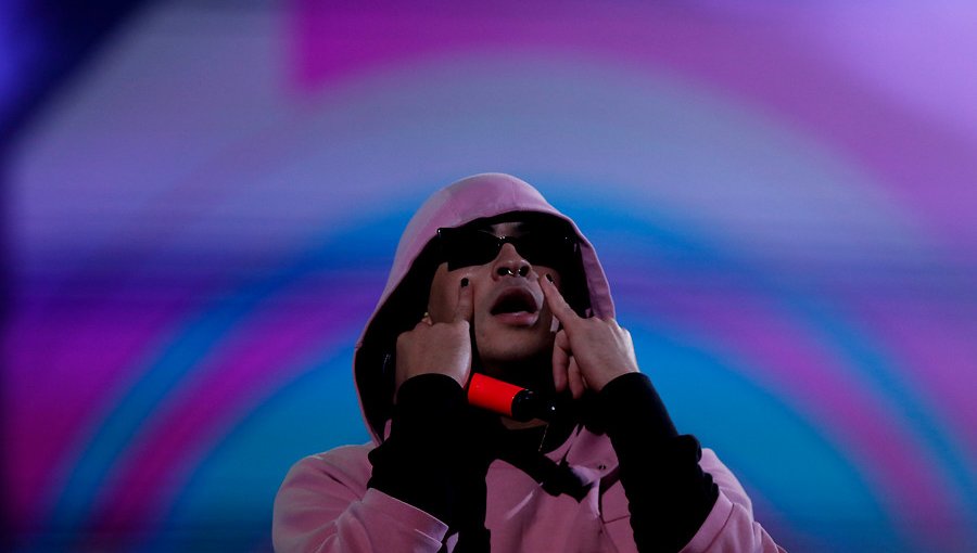 Bad Bunny publica «6 Rings», nueva canción en homenaje a Kobe Bryant