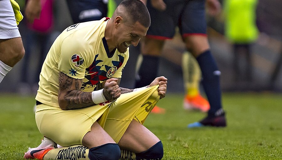 Nicolás Castillo sufrió nueva lesión y estaría fuera de las canchas por largo tiempo