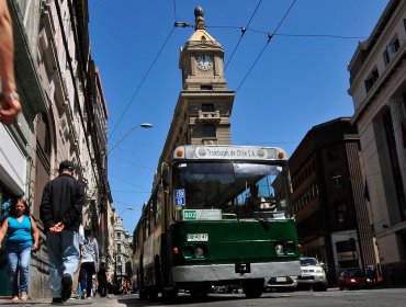 Transportes asegura la continuidad de los trolebuses de Valparaíso: servicio regresará a Av. Pedro Montt