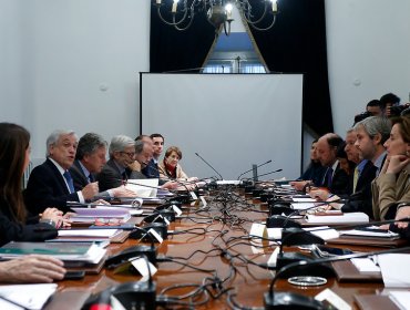 Presidente Piñera convoca a consejo de Gabinete para este viernes y sábado en La Moneda