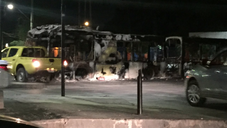 Manifestante murió luego de ser atropellado por bus del Transantiago robado en San Ramón