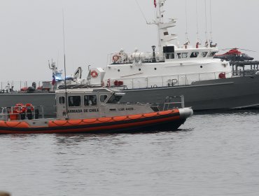 Un muerto y dos desaparecidos deja choque entre barco pesquero y lancha en Lebu