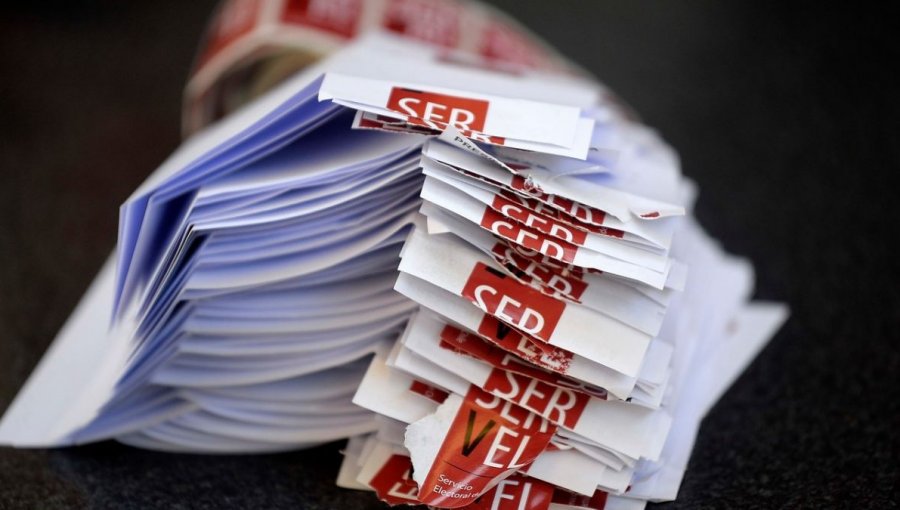 Intención de votar "Apruebo" en plebiscito aumenta a 72%, según Cadem: "Rechazo" cae 3 puntos