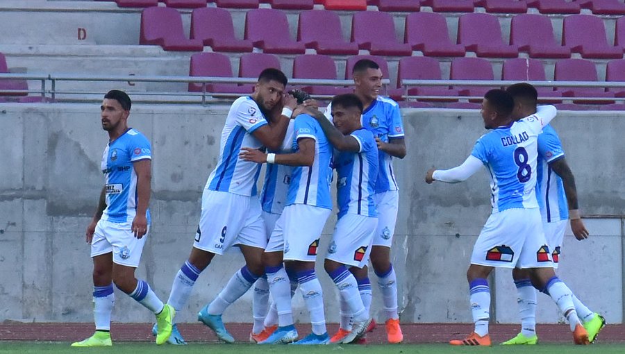 Antofagasta derrotó a La Serena como visitante y trepó a la cima del Torneo