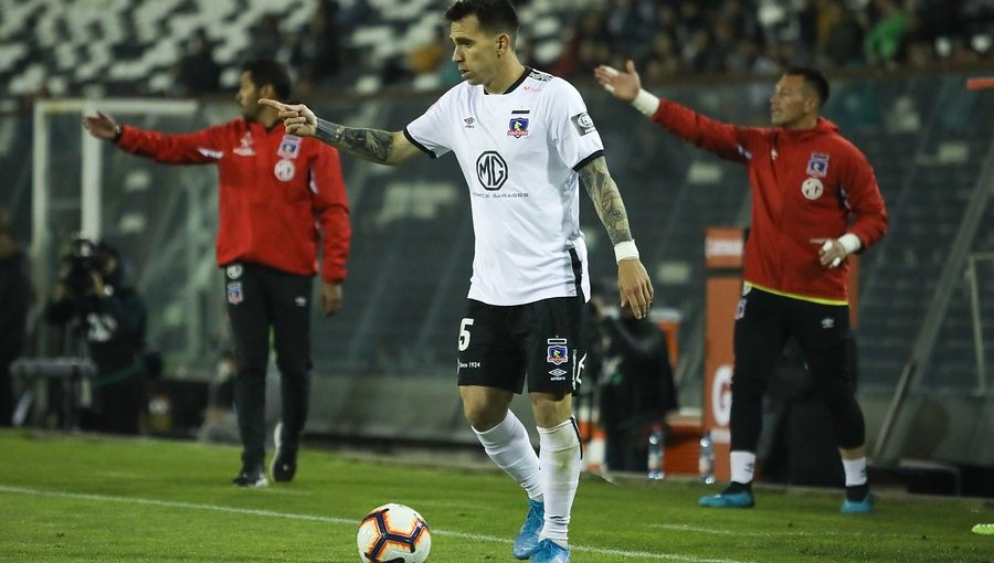 Pablo Mouche entrenó con normalidad en Colo-Colo y es opción para Mario Salas