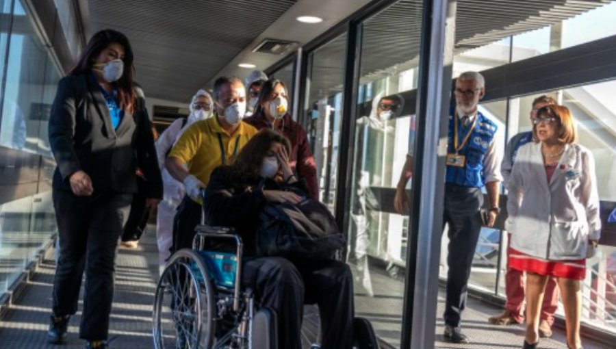 Realizan simulacro ante el posible arribo de pasajero con coronavirus en el aeropuerto de Pudahuel