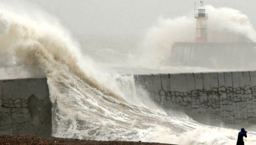 Tormenta "Ciara" deja al menos cinco víctimas fatales y decenas de heridos en Europa