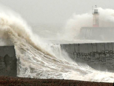 Tormenta "Ciara" deja al menos cinco víctimas fatales y decenas de heridos en Europa