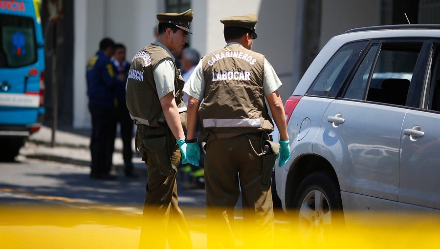 Violento asalto a pareja termina con un hombre siendo baleado en su pierna en Reñaca