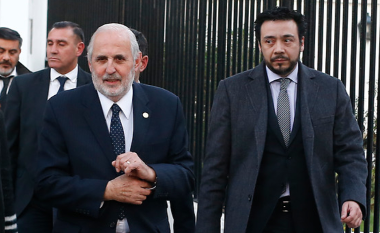 Asociación de Fiscales pidió que se termine la "guerrilla" entre Jorge Abbott y Emiliano Arias