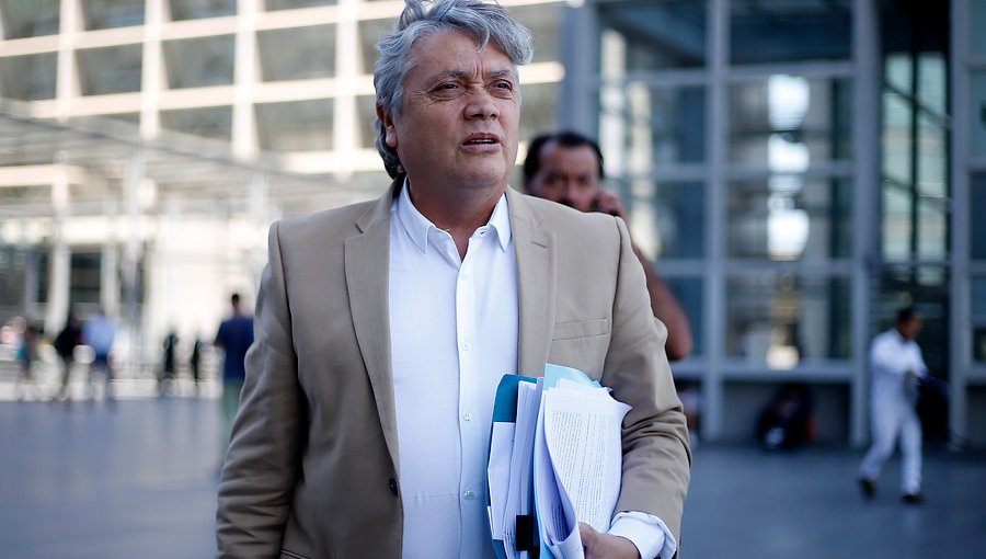 Senador Navarro acudirá la justicia por nuevo dispositivo de Carabineros que se viralizó en redes sociales