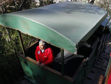 Funicular de cerro San Cristobal permanecerá cerrado por un año por reparaciones