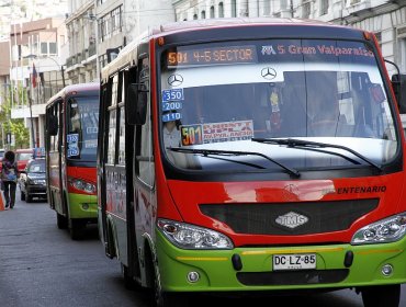 Microbuseros cifran en 90% la adhesión al paro del transporte público en el Gran Valparaíso