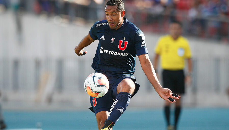 Jean Beausejour estará al menos un mes fuera de las canchas por lesión muscular