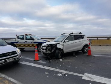 Accidente vehicular a la altura de iglesia San Expedito en Reñaca deja cuatro lesionados