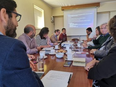 En mesa de trabajo buscan consolidar el fortalecimiento productivo de la pesca en la región de Valparaíso