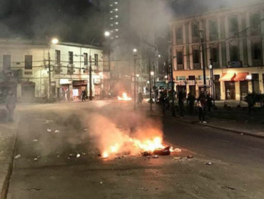 Violentos incidentes a cuatro meses del estallido social dejan cuatro detenidos en Valparaíso