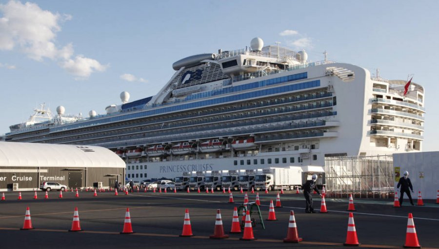 Comenzó desembarco de crucero que estaba en cuarentena en Japón por coronavirus