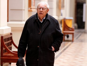 Sacerdote Percival Cowley, ex capellán de La Moneda, falleció a los 86 años