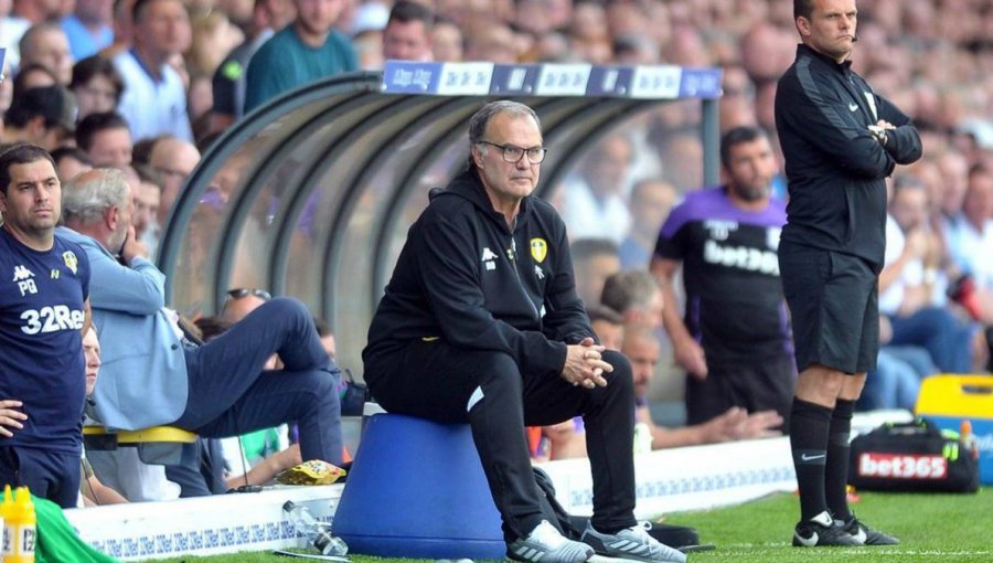 Leeds de Bielsa ganó y se mantiene firme en puestos de ascenso directo