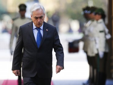 Piñera pone fin a vacaciones y vuelve para enfrentar complejo marzo en La Moneda